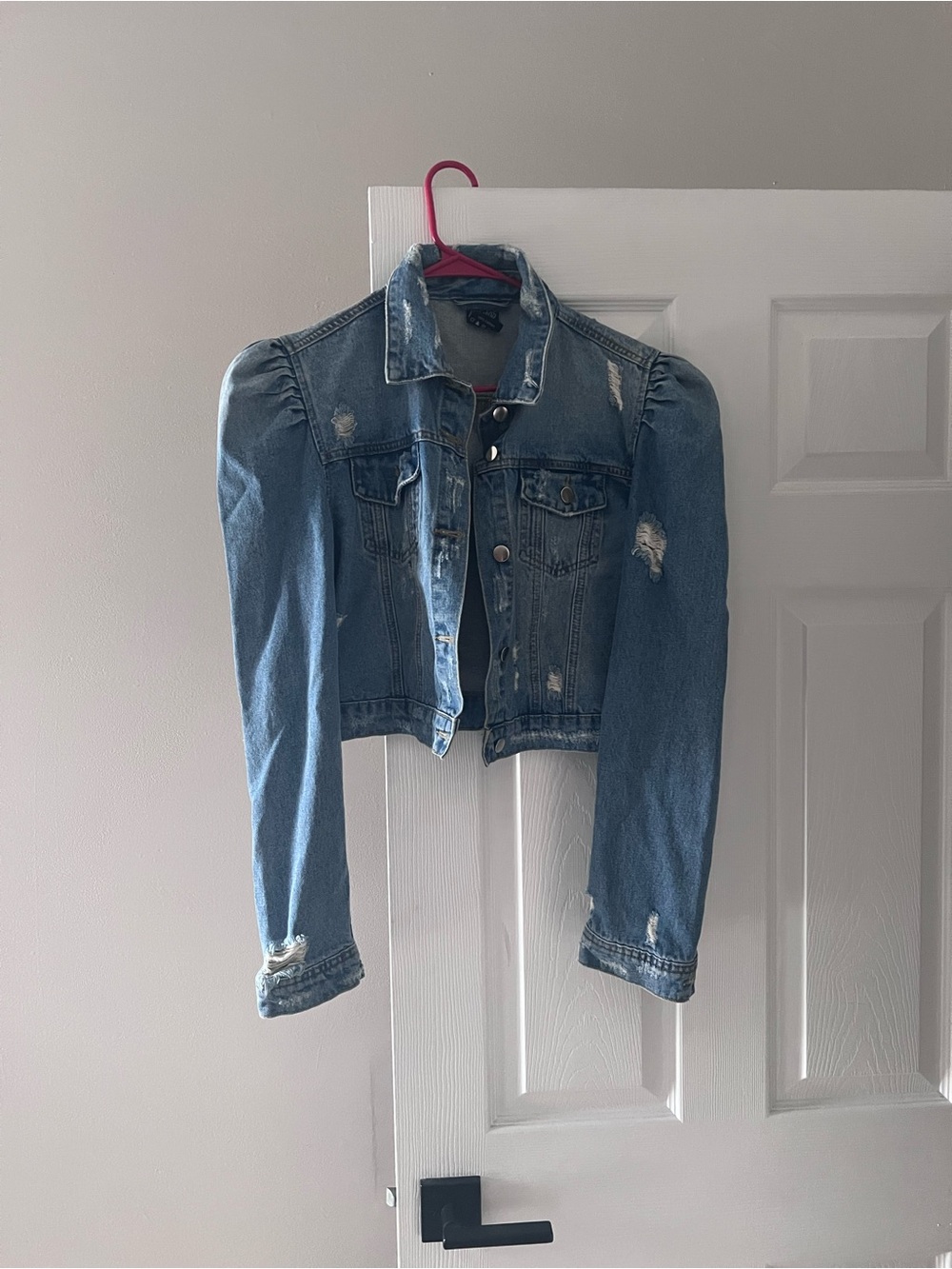 Cropped Distressed Blue Denim Jacket with Puff Shoulders